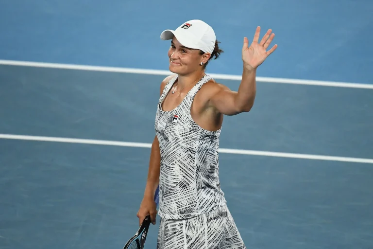 Ashleigh Barty, fost număr 1 WTA, va reveni pe terenul de tenis, la un meci demonstrativ la Wimbledon