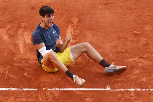 Spaniolul Carlos Alcaraz a câştigat titlul la Roland Garros după un meci care a durat mai bine de patru ore
