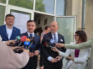 Chirica și Muraru s-au „luat de gât”, în public! Replici acide, tensiune maximă și vorbe care nu vor fi uitate niciodată. Unde va duce acest conflict fără perdea?