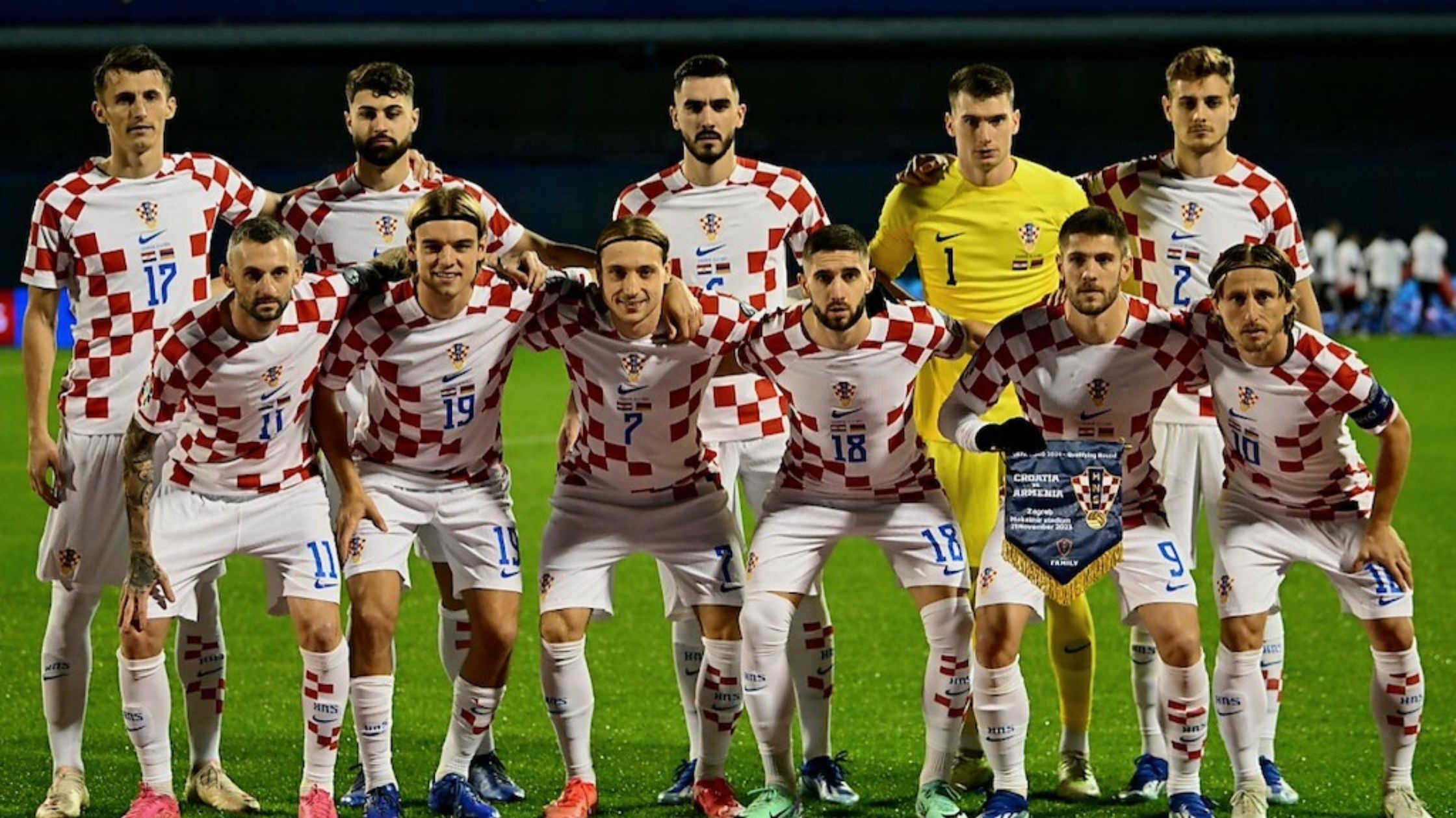 Euro-2024: Tricourile purtate de jucătorii Croaţiei la meciul cu Spania au fost vândute la licitaţie