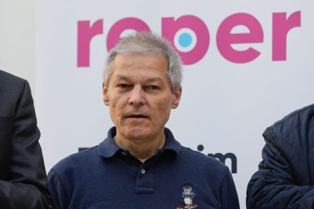 Dacian Cioloș se retrage din viața politică: „Oamenii se feresc de tine ca de râie când ești politician”