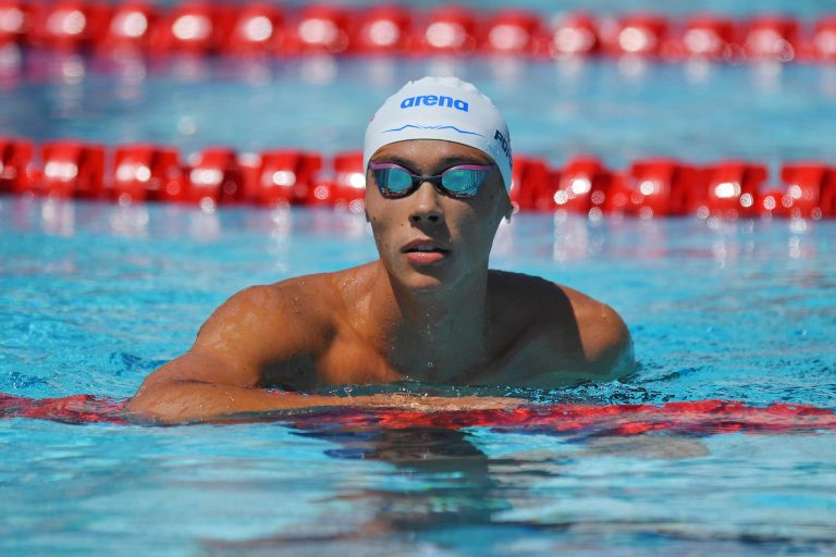 David Popovici a câştigat a doua oară consecutiv titlul european la 100 m liber