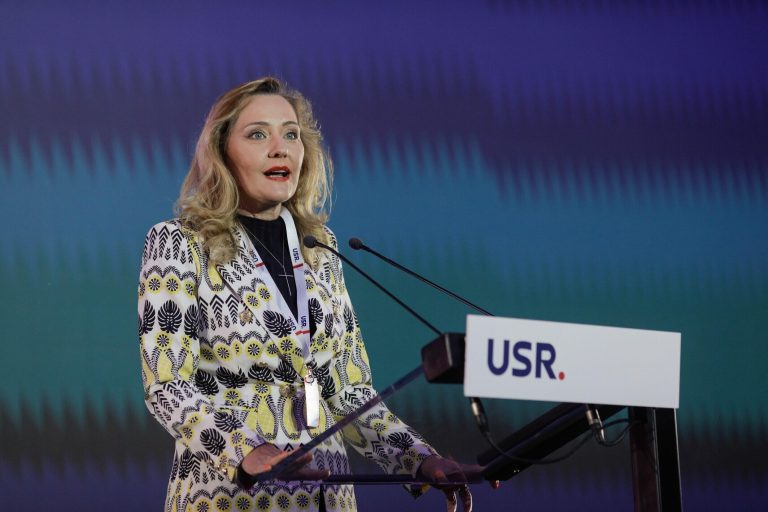 REPER anunță că o susţine pe Elena Lasconi în turul I al alegerilor prezidenţiale