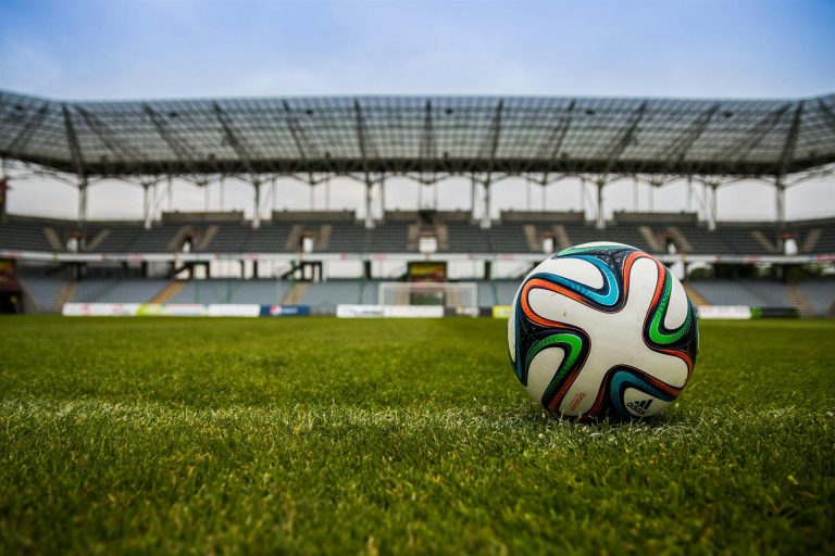 Clubul FC Dinamo a fost sancționat cu peste 25.000 de lei după meciul cu FCSB