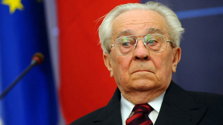 Ziaristul Mircea Carp, una dintre vocile posturilor Radio Europa Liberă și Vocea Americii în timpul comunismlui, a murit la vârsta de 100 de ani