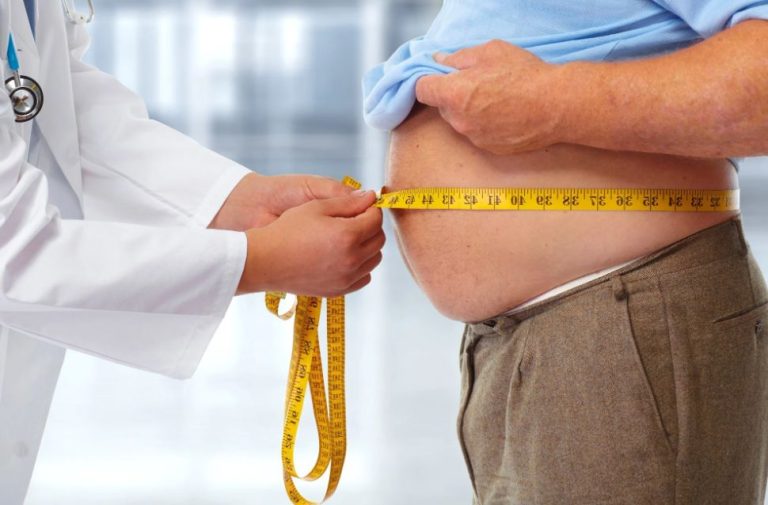 Din ce în ce mai mulți români sunt obezi: de ce este important să vadă un dietetician. „Există riscul de recomandări periculoase de la persoane neavizate”