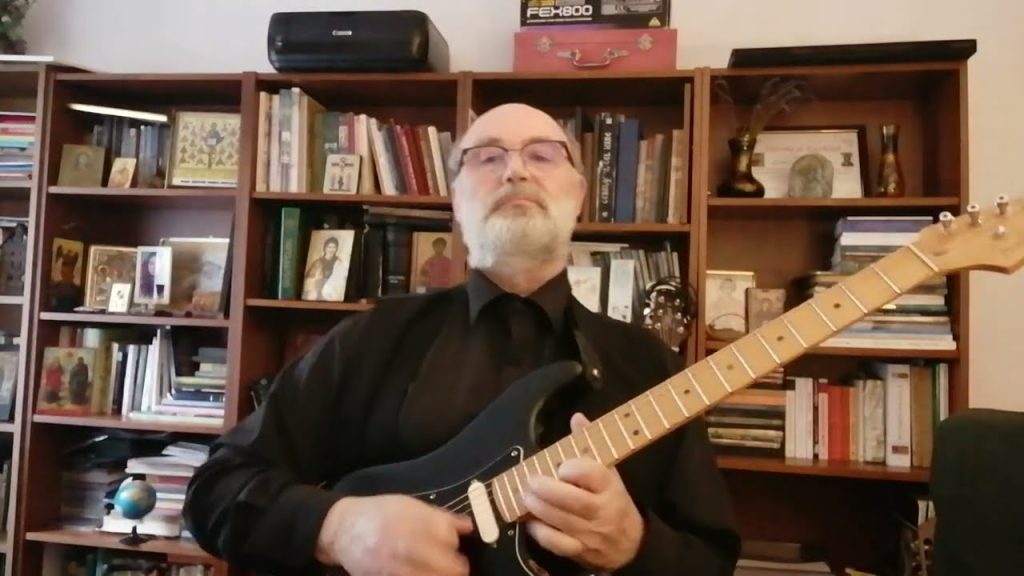  Preotul Dan Bădulescu, chitaristul convertit de la rock, la imnuri și rugi