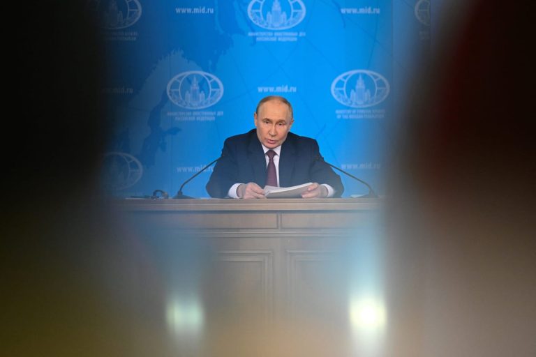 Putin susține că vrea pace cu Ucraina, dar vrea pradă de război patru regiuni și renunțarea aderării la NATO