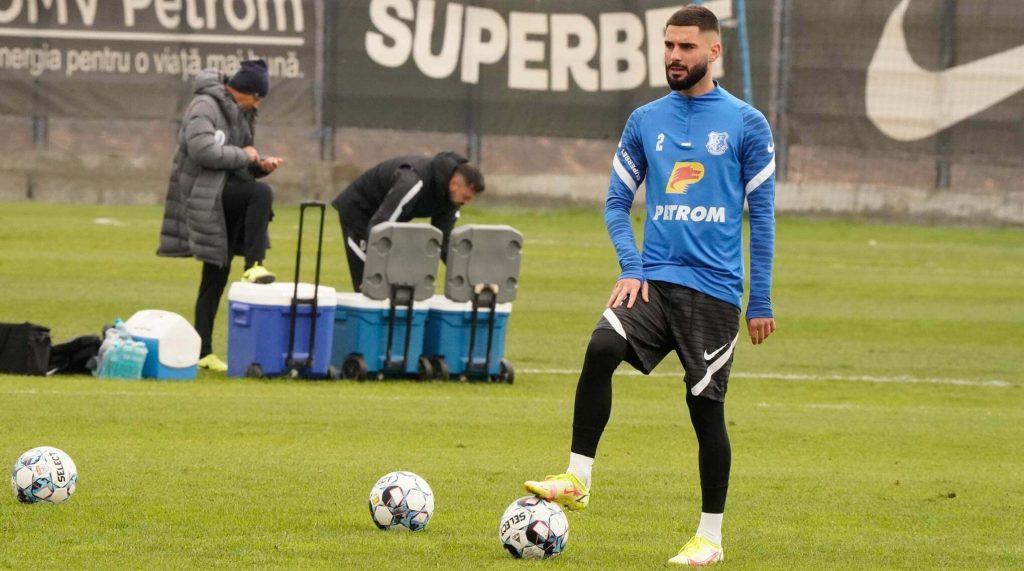  Radu Boboc este noul jucător al formaţiei Universitatea Cluj