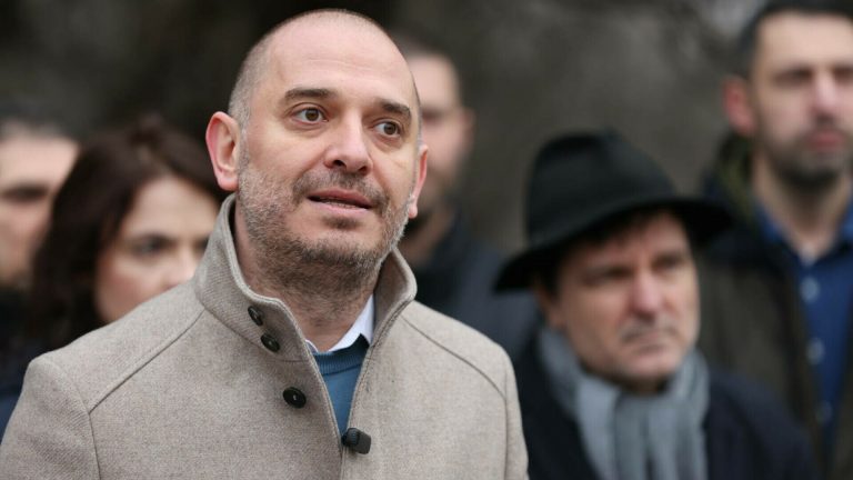Radu Mihaiu a depus plângere penală împotriva Biroului Electoral Sector 2