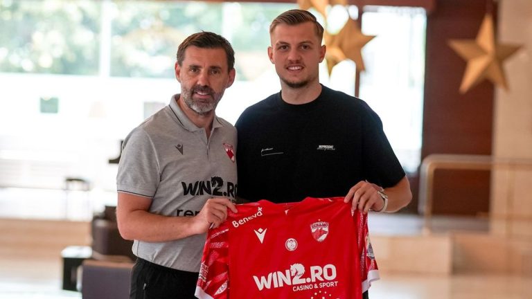 Dinamo l-a transferat pe fundaşul Bogdan Paşcalău