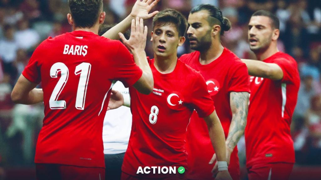 Turcii, cu artileria la înaintare: 3-1 în unul dintre cele mai spectaculoase meciuri ale Euro 2024