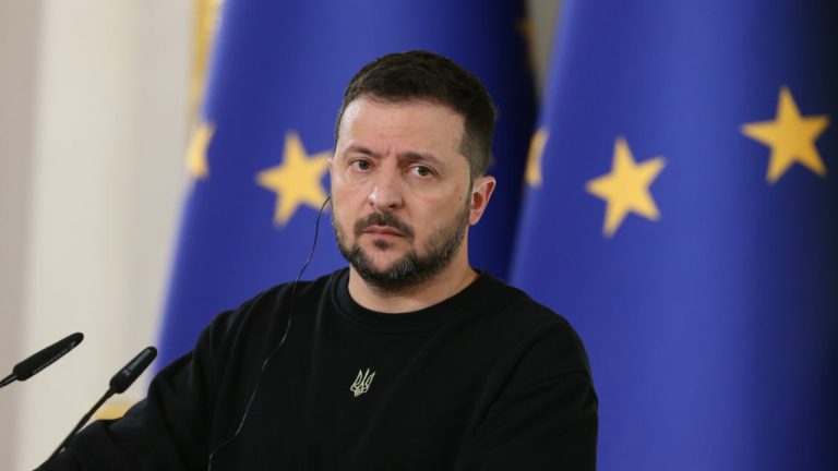 Zelenski a ajuns în Elveţia, unde va participa la summitul privind pacea în Ucraina