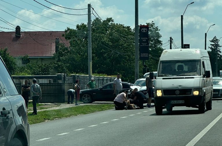 Femeie băută, acroșată de un autoturism la Lețcani în timp ce traversa strada neregulamentar