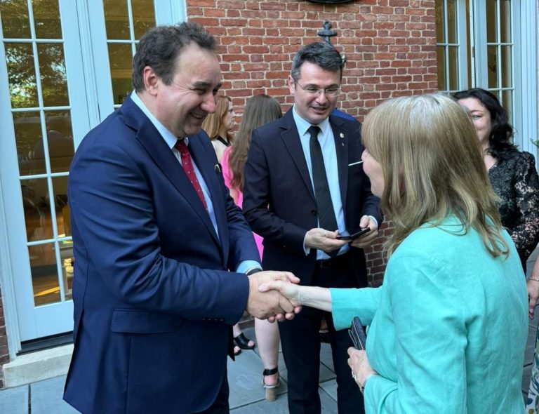 Reprezentanți ai Spitalului de Neurochirurgie din Iași, în căutare de investitori în domeniul medical la Washington