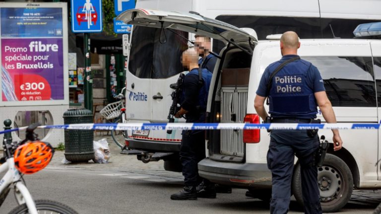 Atac armat în cartierul Gare du Midi din Bruxelles: doi morţi şi doi răniţi grav