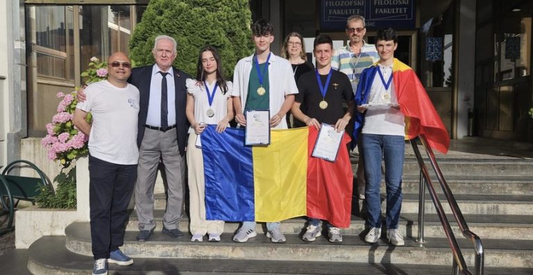 Echipa României a obţinut 3 medalii de aur şi una de argint, precum şi trofeul competiţiei la Balcaniada de Fizică