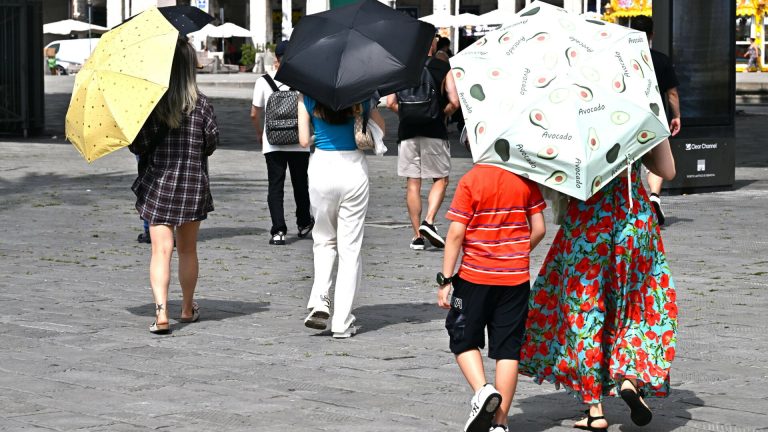 Am traversat cea mai caldă zi de 20 de iunie din ultimii 65 de ani. Au fost 40 de grade Celsius la umbră