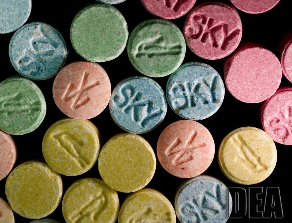  Experţi americani se opun autorizării unui tratament cu ecstasy al stresului posttraumatic