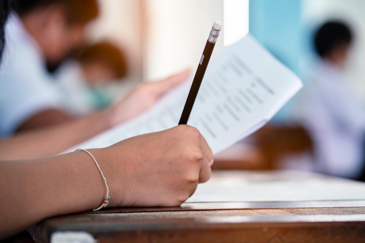 Evaluarea Națională 2025 vine cu reguli noi. Care sunt acestea, ce se schimbă și care este calendarul