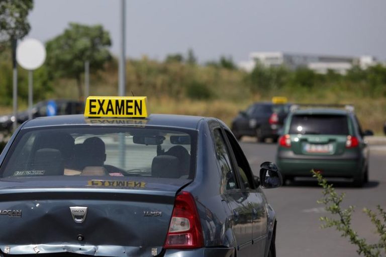4 întrebări–capcană de mecanică pentru viitorii șoferi, la care și șoferii cu experiență mai greșesc