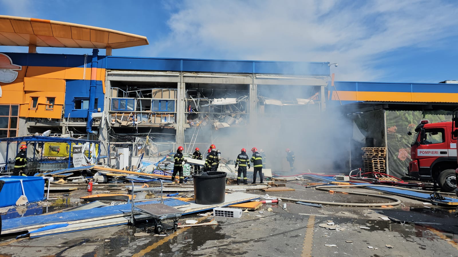 Cum se simt răniții din explozia Dedeman de la Botoșani și duși în spitalele din Iași și Botoșani