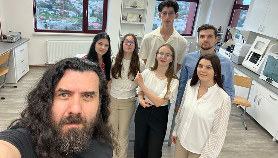 CITT MAVIS de la UMF Iași s-a calificat în marea finală a competiției studențești pentru realizarea unei inimi artificiale „Heart Hackaton”
