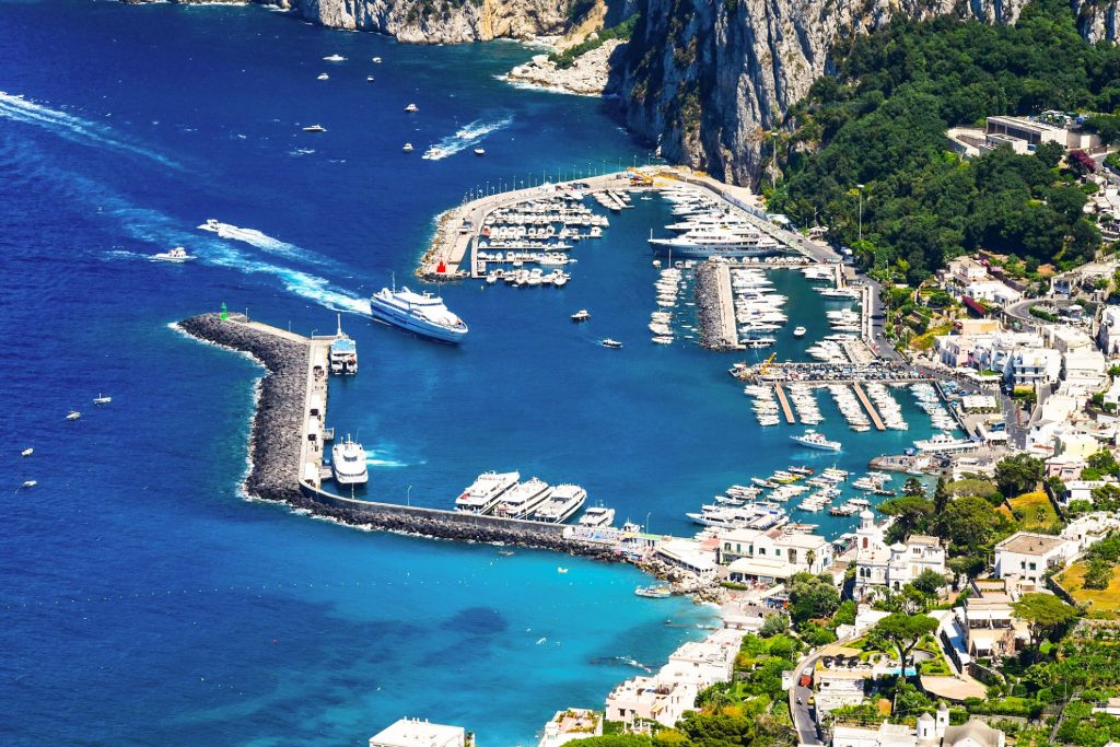  Insula italiană Capri, interzisă turiştilor din cauza lipsei apei