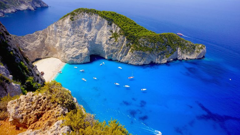 Top destinații de vacanță în preferințele ieșenilor: care scad și care sunt pe val?