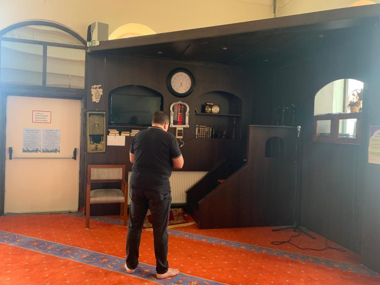 Locul din Iași unde se roagă mii de musulmani. O oră la moscheea din oraș