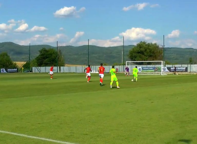 FOTBAL Amical tare după mutările interesante de la finalul săptămânii trecute - VIDEO