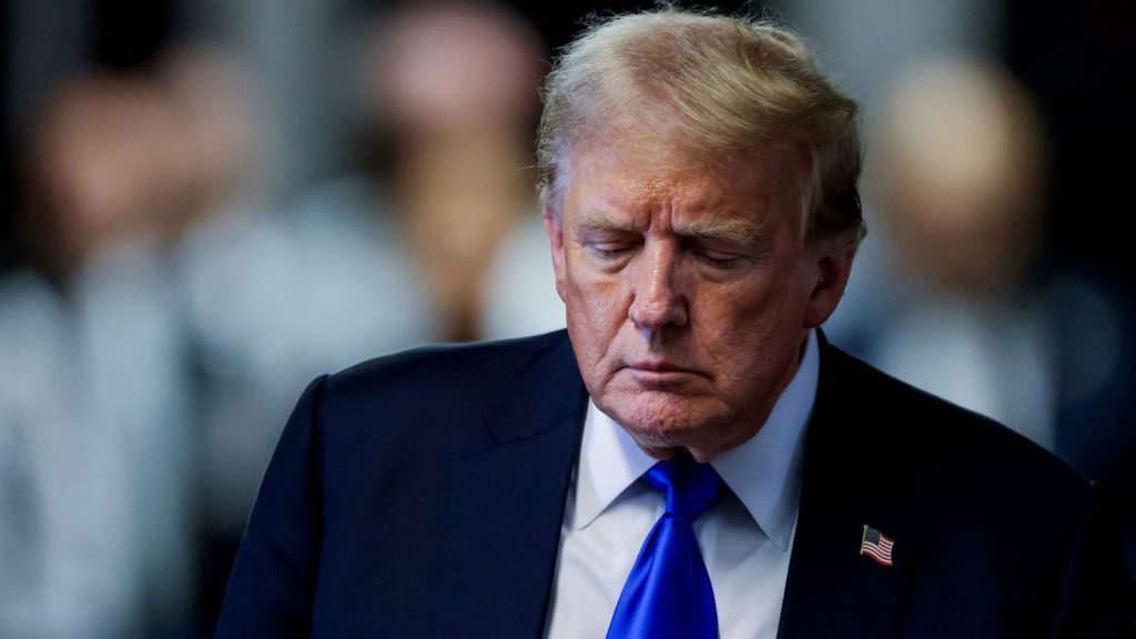 Trump avertizează că o pedeapsă cu închisoarea ar putea fi un punct în care susţinătorii săi riscă să cedeze