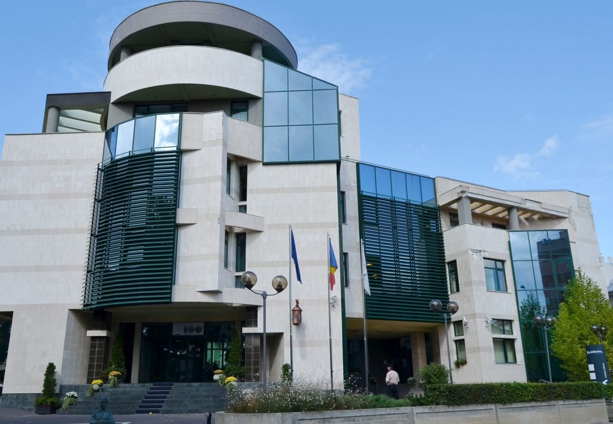 ApaVital ar vrea să majoreze tarifele pentru clienții cu consum mare de apă