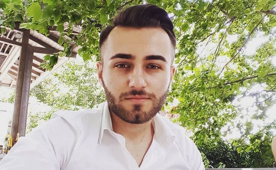  Fostul viceprimar Cezar Baciu a devenit chiriaș al Primăriei Iași. Are apartament în „Blocul procurorilor”