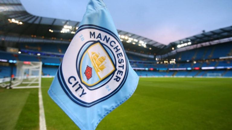 Clubul Manchester City, amendat cu peste 2 milioane de lire sterline după mai multe starturi întârziate la meciuri