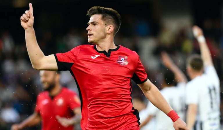 Atacantul Daniel Paraschiv s-a transferat de la FC Hermannstadt la Real Oviedo, în a doua ligă spaniolă
