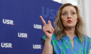 Elena Lasconi, despre Nicuşor Dan: Cam dubios, nu ştiu ce se ascunde în spatele tăcerii lui