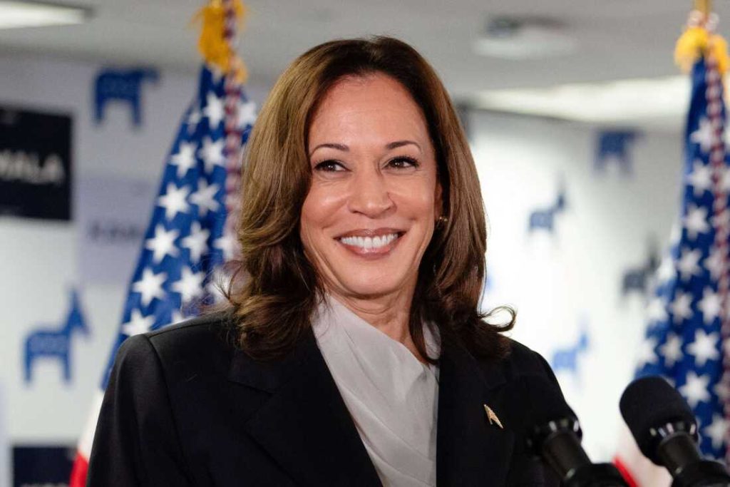  Pe cine va alege Kamala Harris să-i fie vicepreşedinte? Doi candidaţi au ieşit din cursă