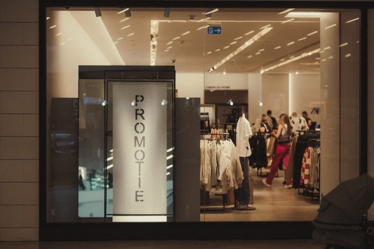 Pregătește-te de vacanța de vară cu Summer Sales! Brandurile din Palas afișează reduceri de până la 70%!