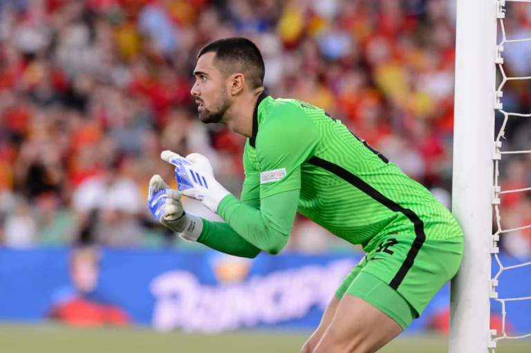 Diogo Costa, primul portar care apără de trei ori la lovituri de departajare în istoria Campionatului European