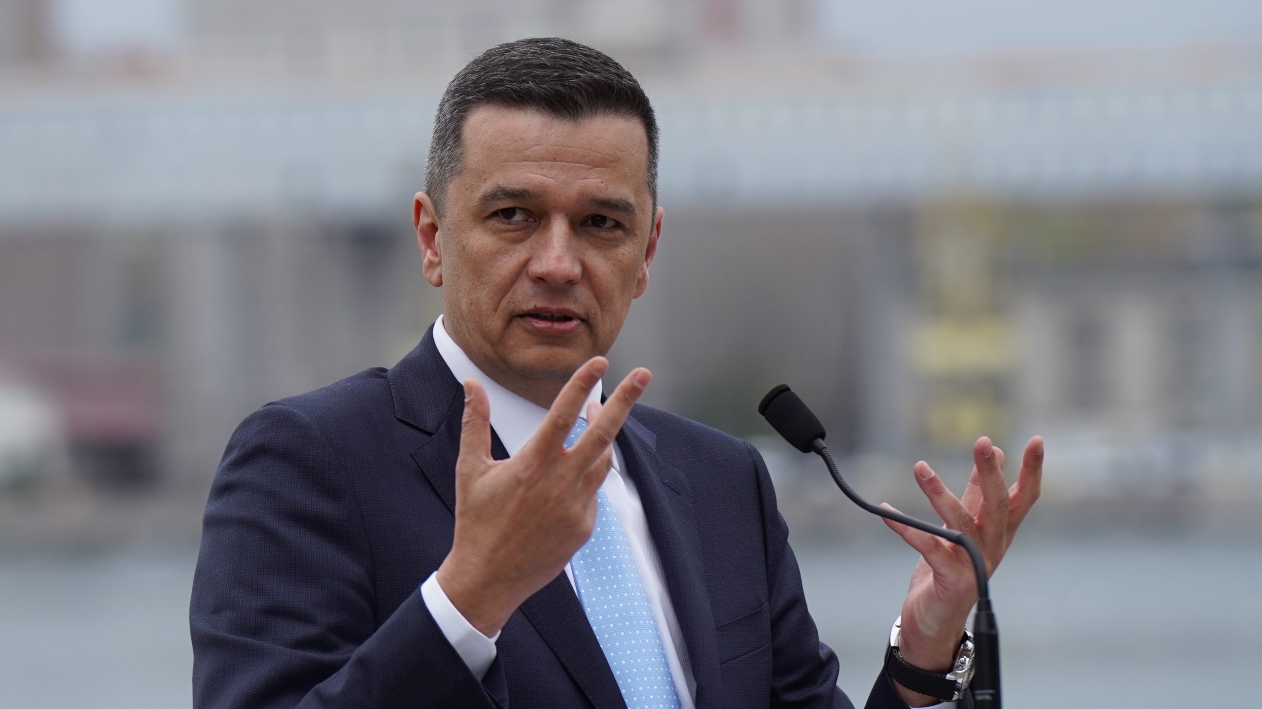 Defapt.ro: Grindeanu se dezice de aeroportul primarului Băluță: nu figurează nici în Master Planul de Transport, nici în Planul Investițional 2021-2030