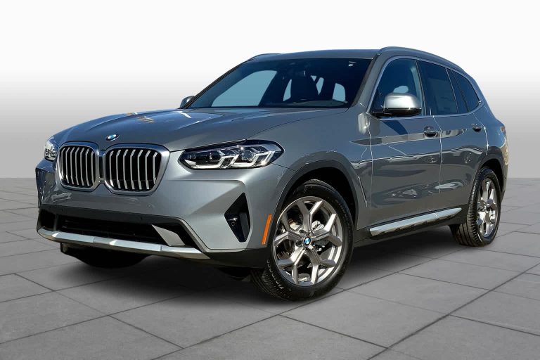 BMW va rechema 290.000 de vehicule cu defecte în SUA