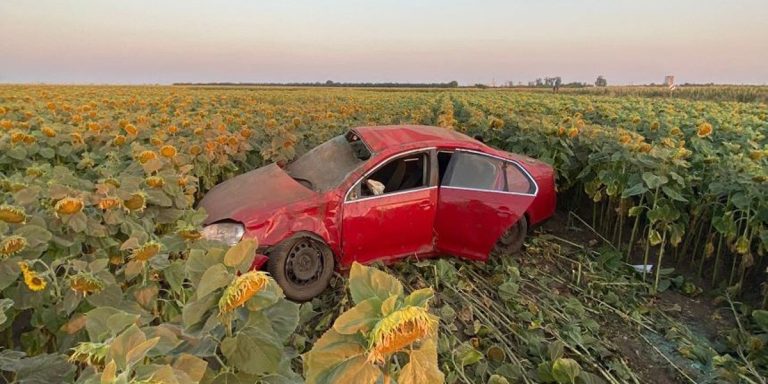 Un inconștient s-a urcat băut la volan și fără a avea permis și a omorât un om și a rănit un altul
