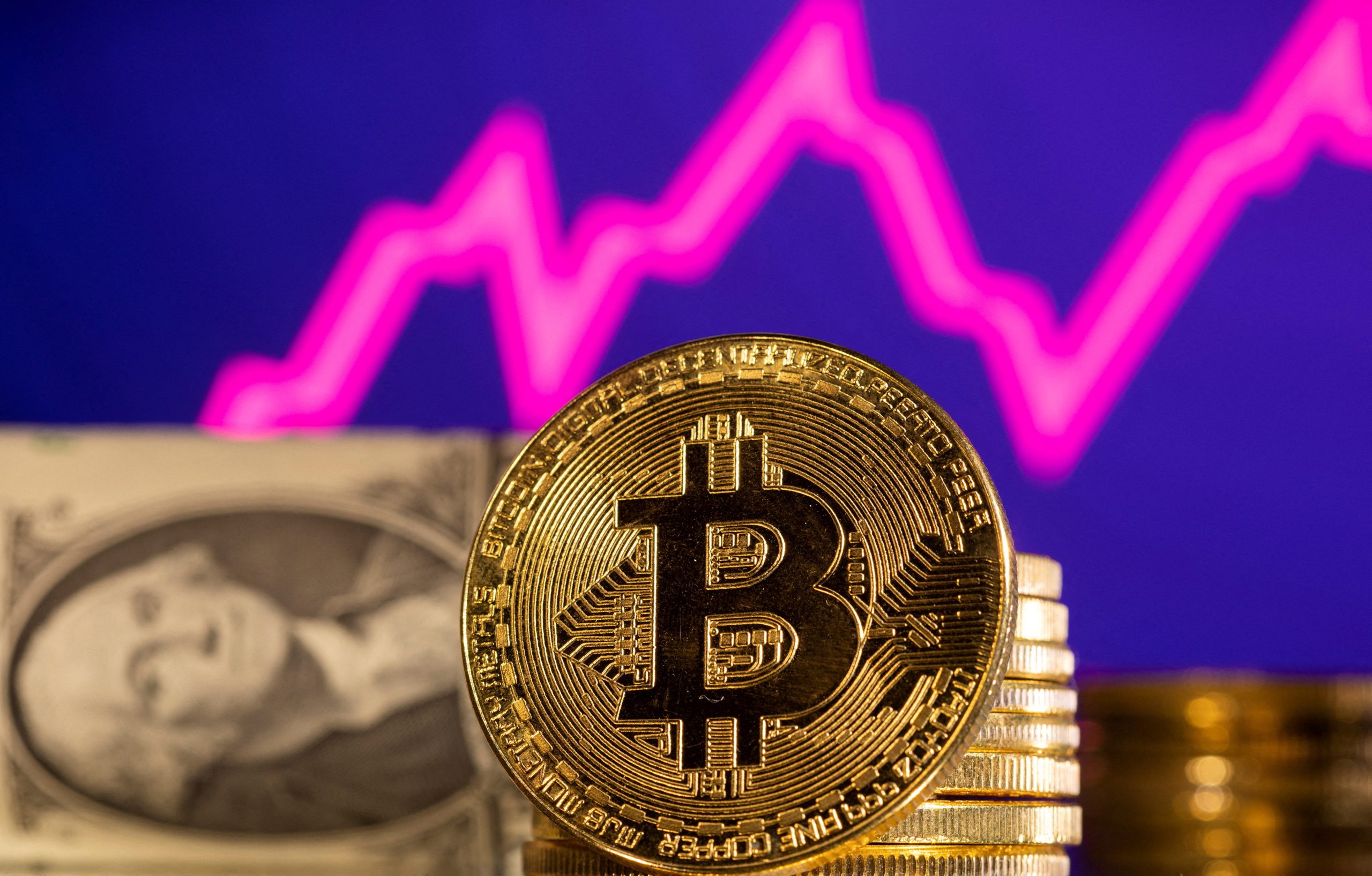 Bitcoin se apropie de pragul de 100.000 de dolari, stimulat de perspectivele unei reglementări mai favorabile în SUA sub administraţia Trump