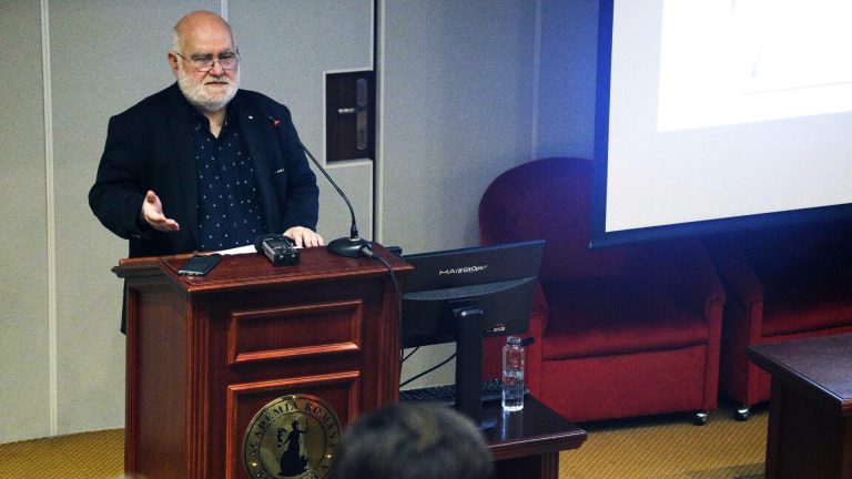 Dosar penal pentru „folosirea funcţiei în scop sexual”, după acuzaţiile aduse lui Alfred Bulai