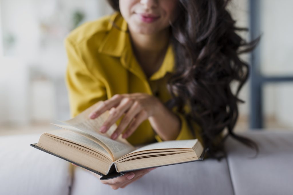  Biblie personalizată – cadoul perfect pentru orice credincios (P)