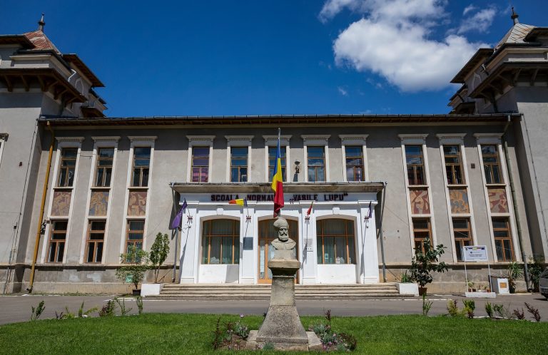 Numai asistența tehnică și supervizarea lucrărilor de la Colegiul Pedagogic vor costa 1,7 milioane lei