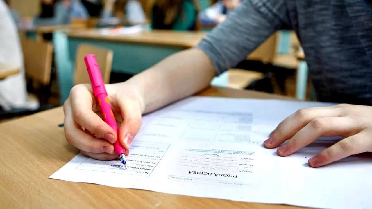 Trei liceeni din Iași au obținut nota perfectă la Bacalaureat. Iașul, pe primul loc pe țară, după București