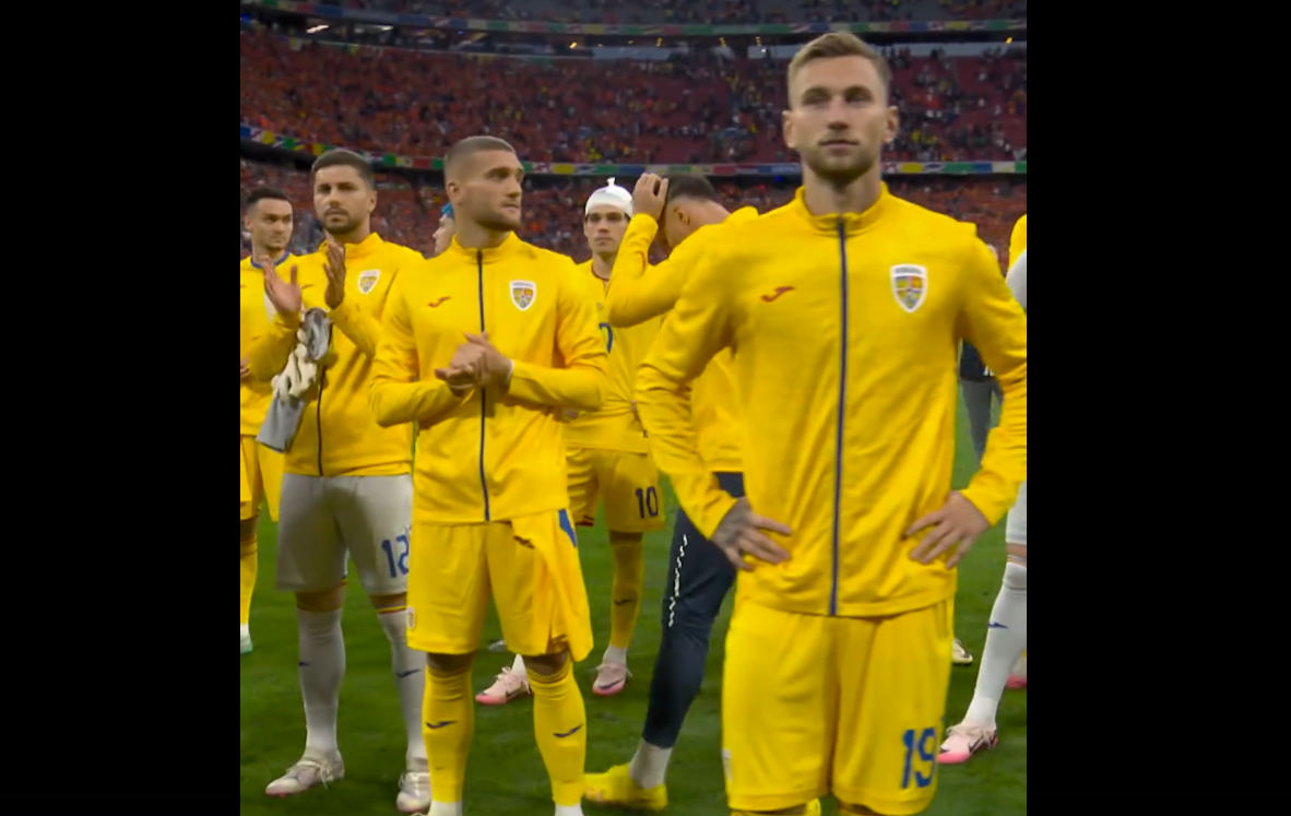 VIDEO Momentul emoționant în care tricolorii își iau rămas bun de la fani. Majoritatea, cu ochii în lacrimi