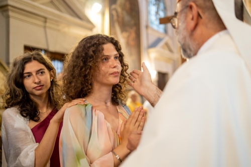  Document al Vaticanului: Biserica Catolică, împărţită cu privire la femeile diacon